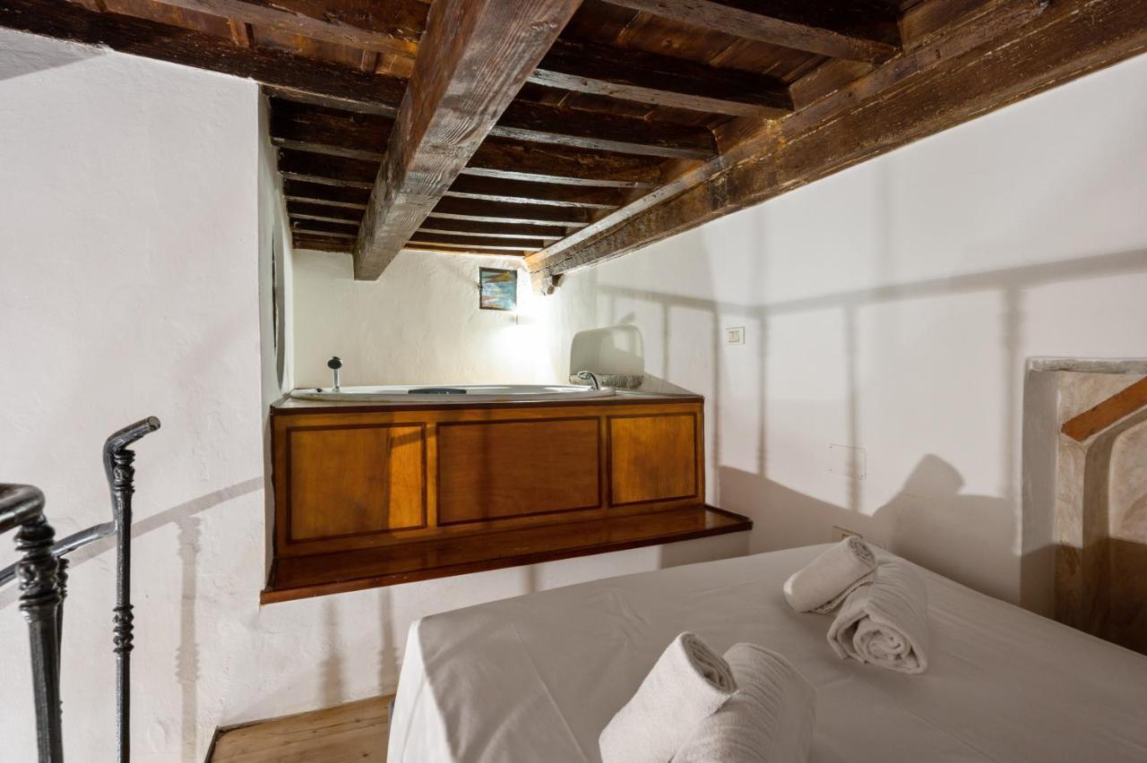 Palazzo Pitti Apartment With Terrace Florence Exterior photo